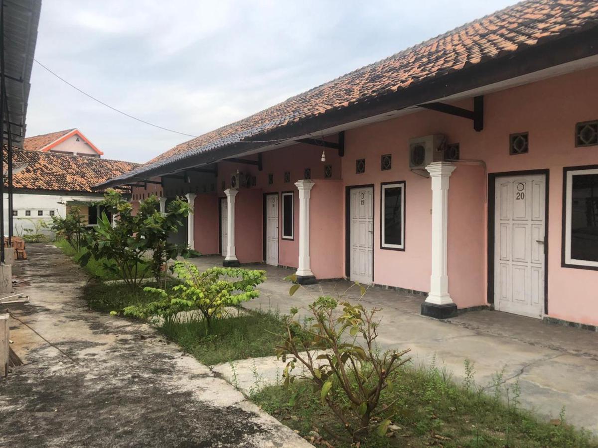 Hotel Arjuna Baturaja  Exteriér fotografie